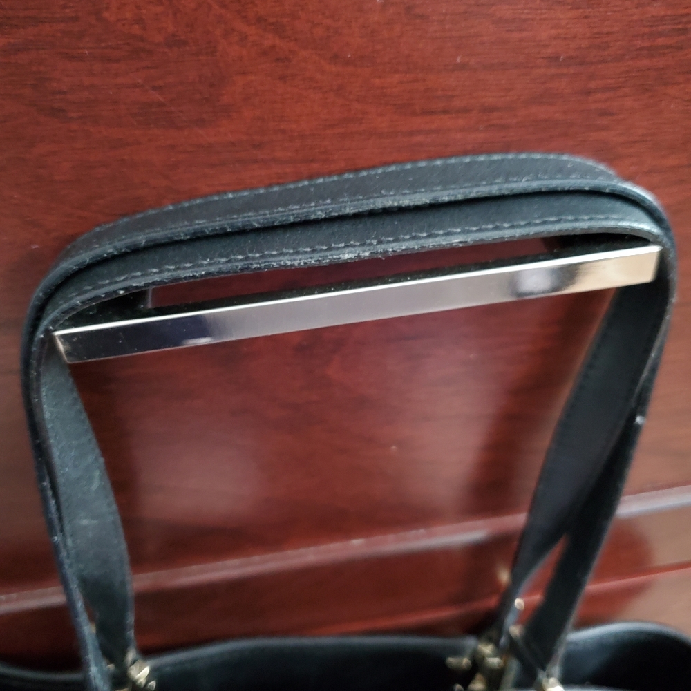 Gucci Handbag - Picture 5 of 8